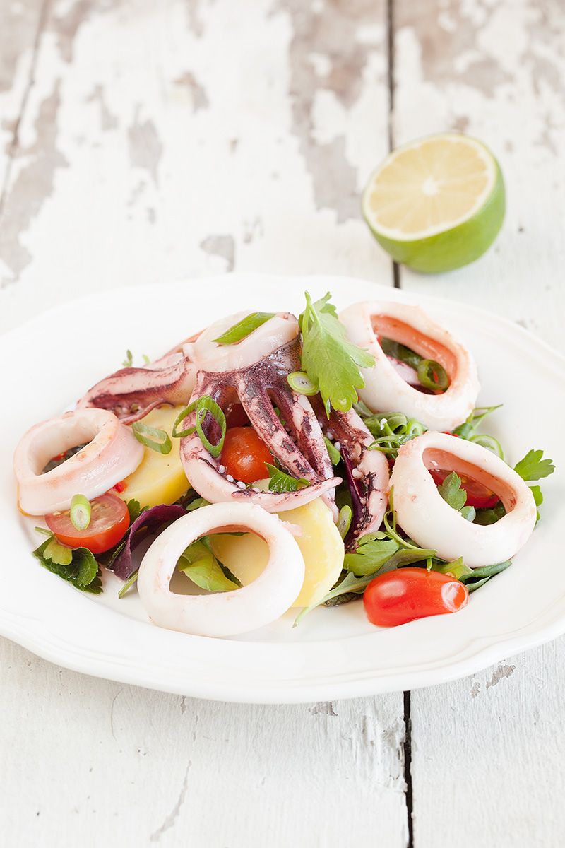 Calamari salad - ohmydish.com