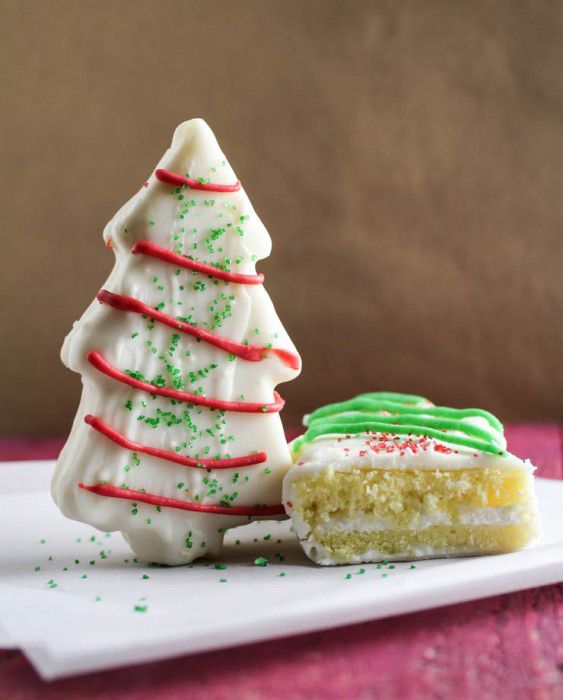 Christmas tree snack cakes