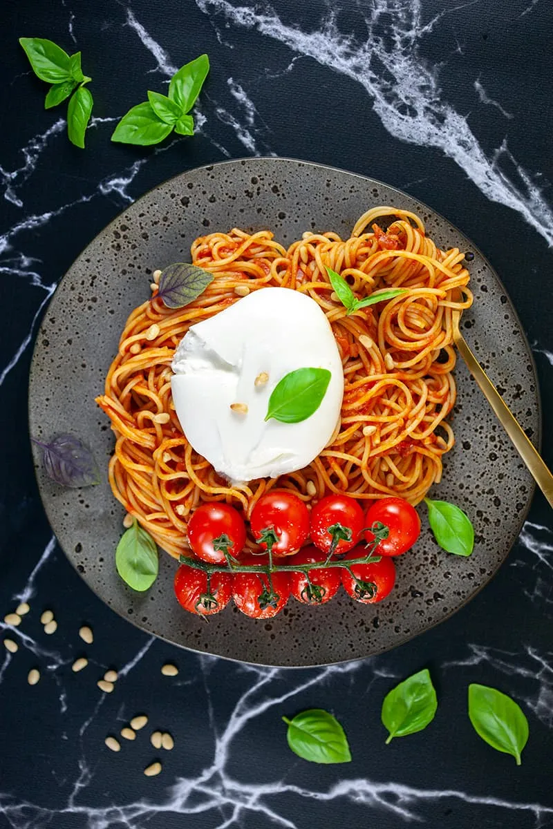 Burrata pasta with tomato sauce