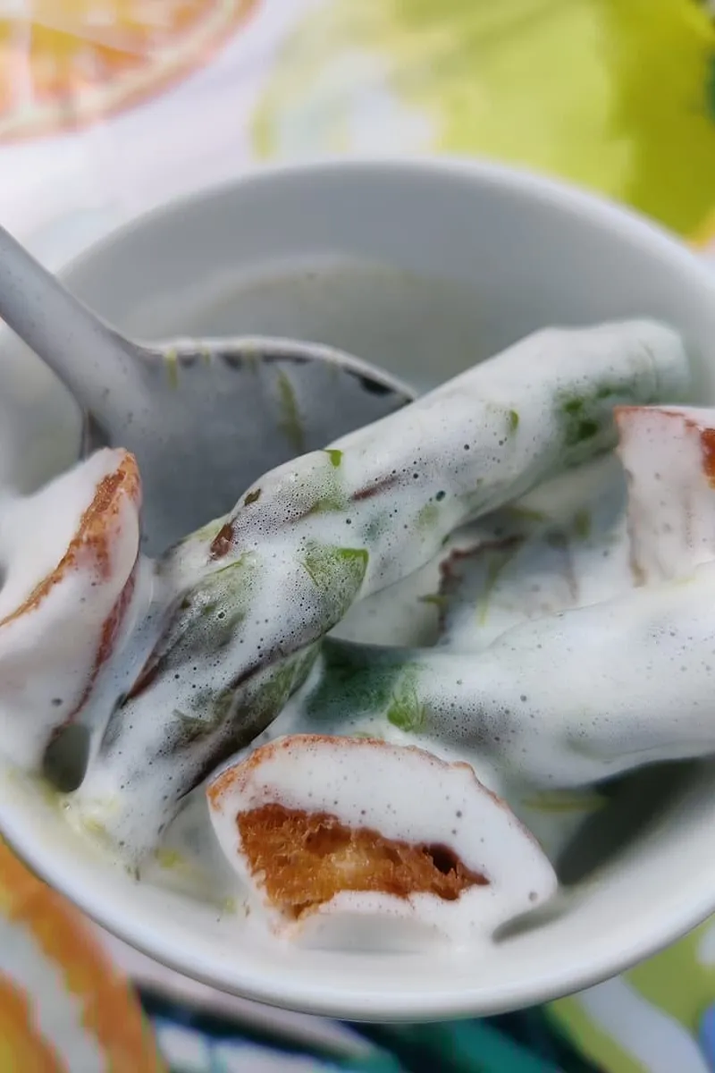 Green asparagus soup serving suggestion