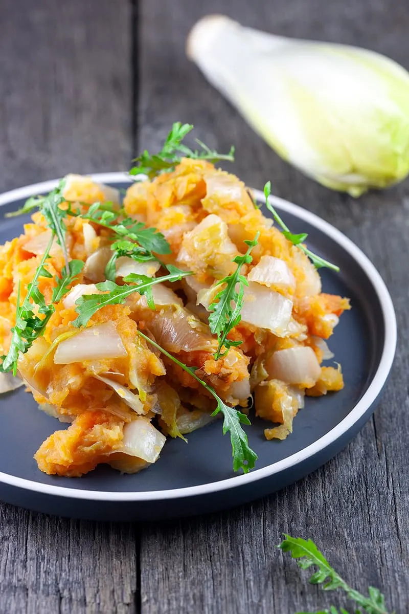 Sweet potato mash with chicory
