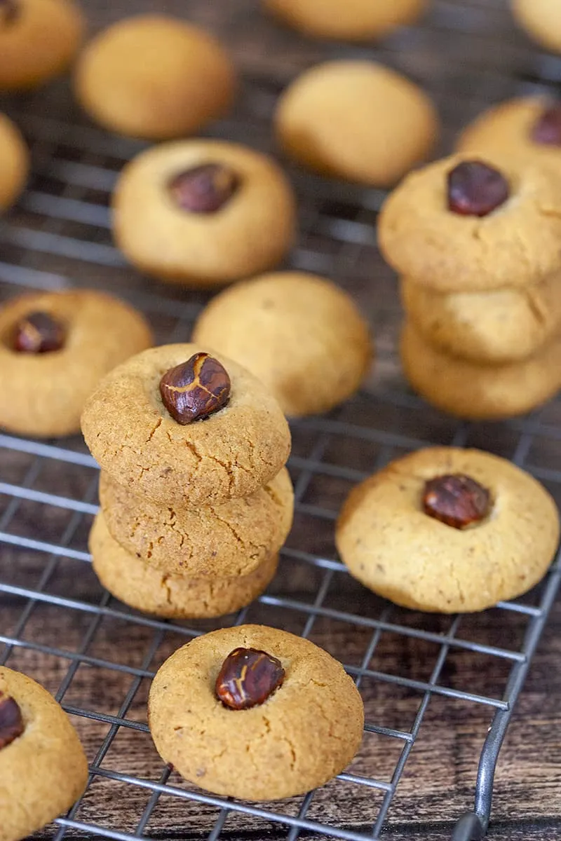 Hazelnut cookies