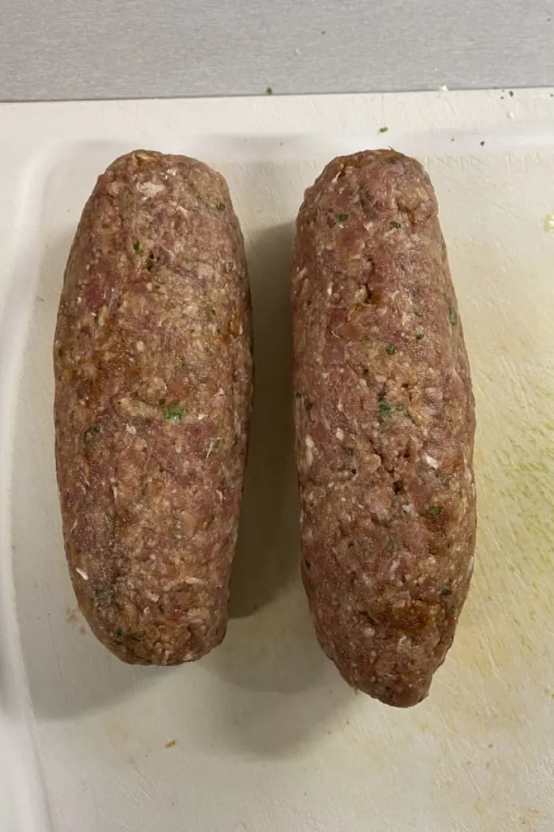 Preparing bifteki - step 3