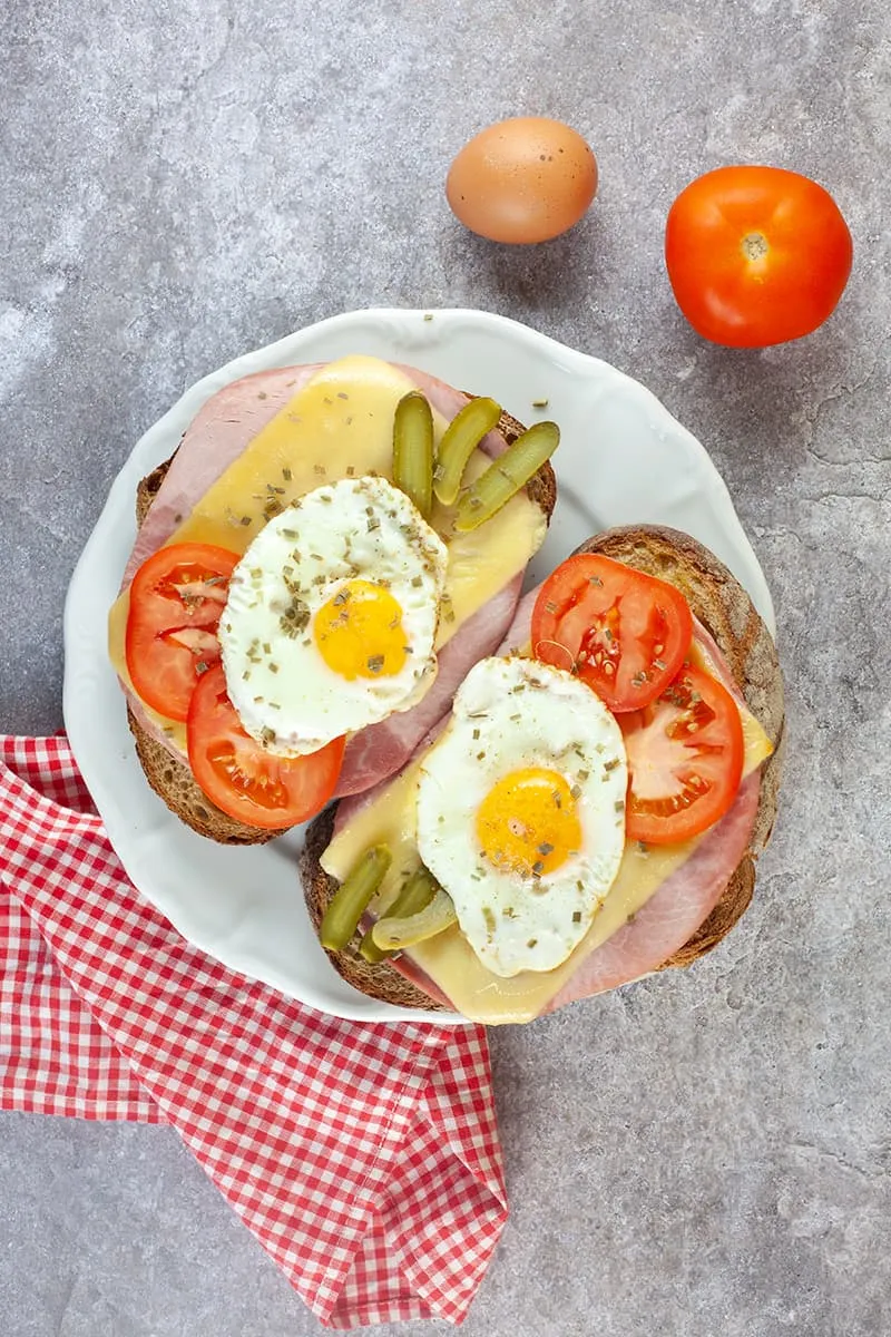 Strammer max (German open sandwich)