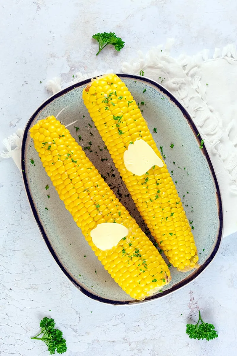 Boiled corn on the cob