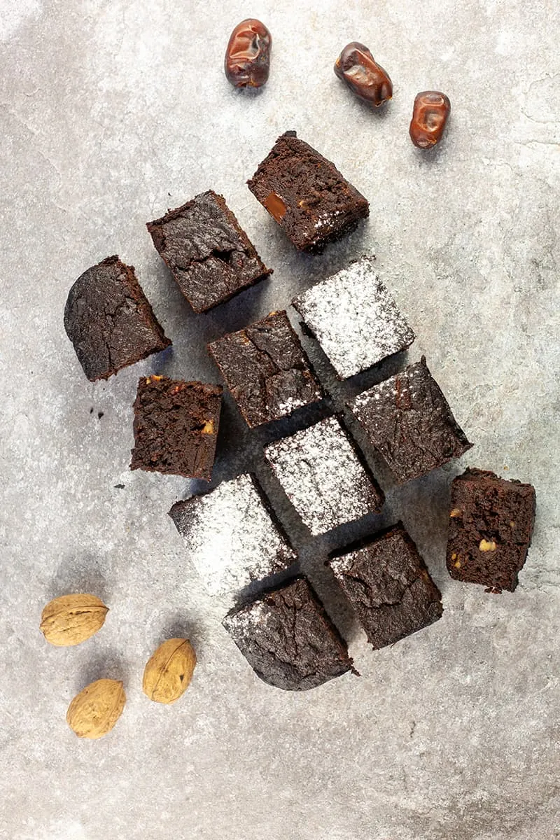 Date and walnut brownies