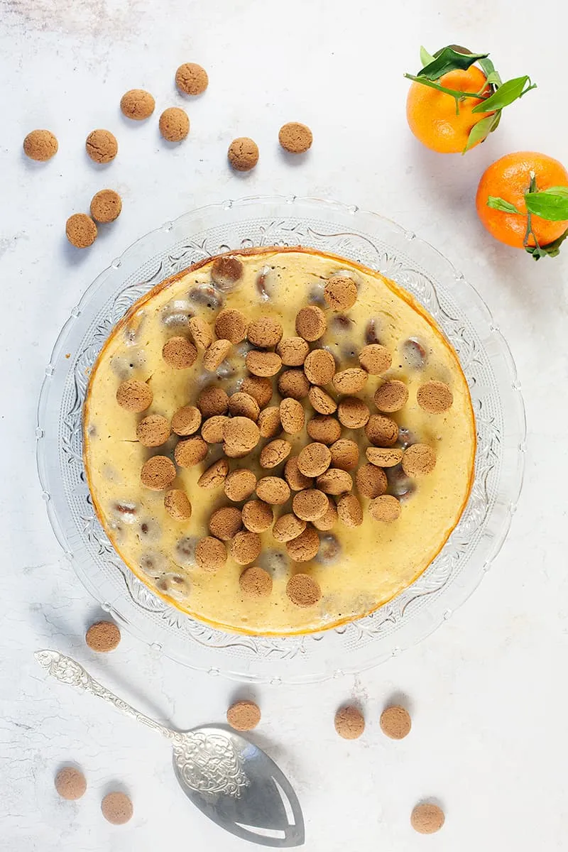 Dutch pepernoten cheesecake