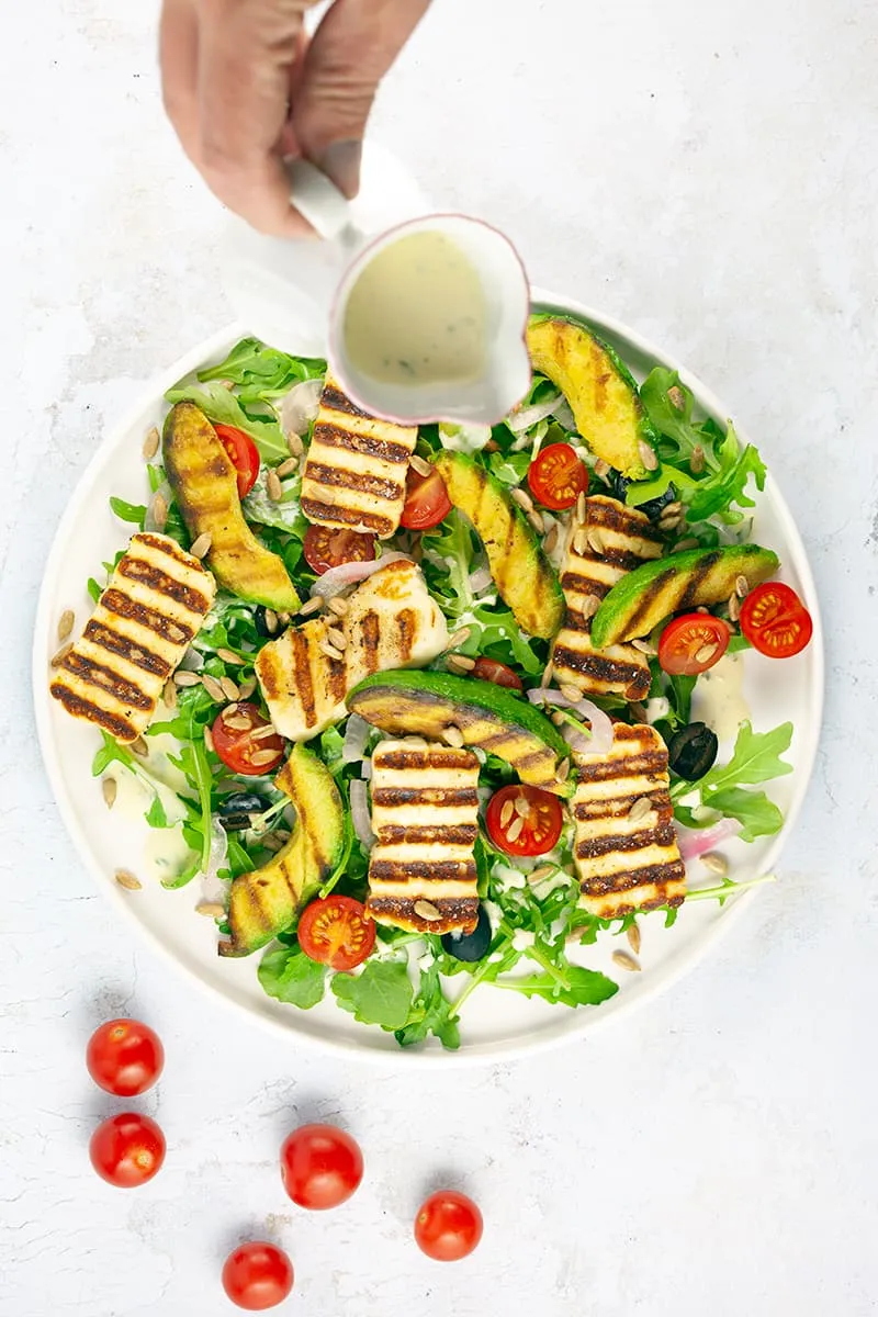 Halloumi salad