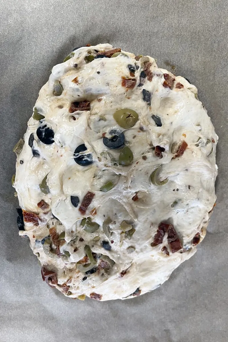 Olive bread with sun-dried tomatoes dough