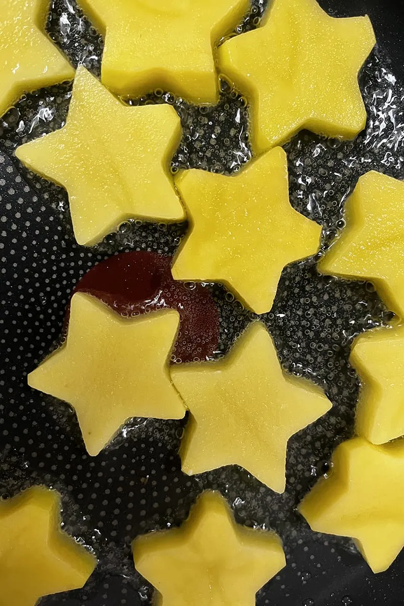 Potato stars in the pan