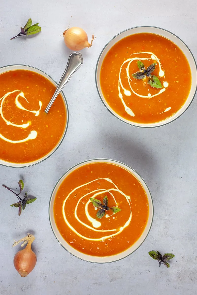 Tomato and pepper soup