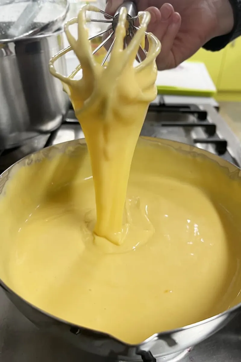 Cheese sauce for the nachos