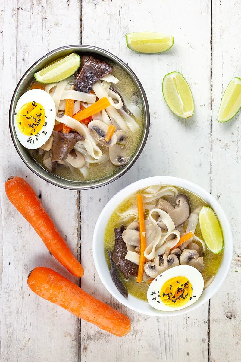 Coconut soup with 3 varieties of mushroom