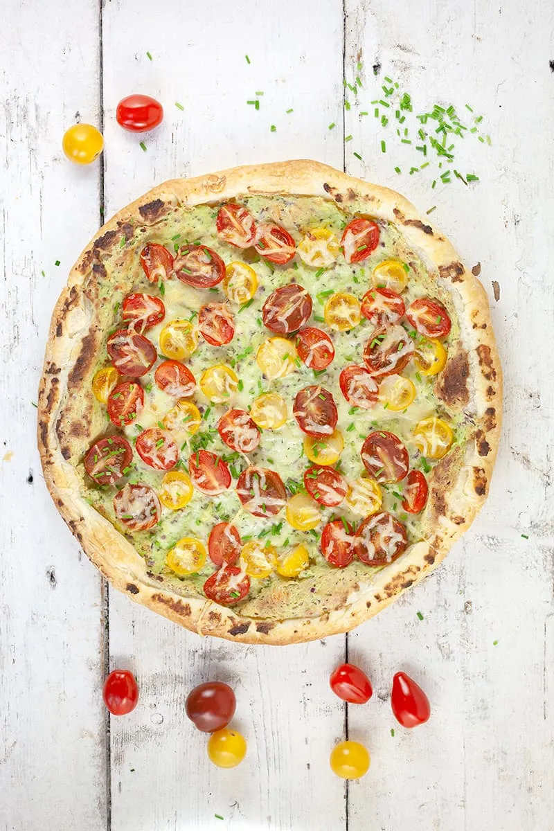 Ricotta and tomato tart