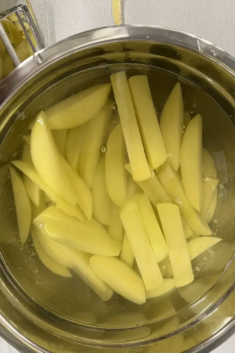 Homemade chips (fries) - step 3