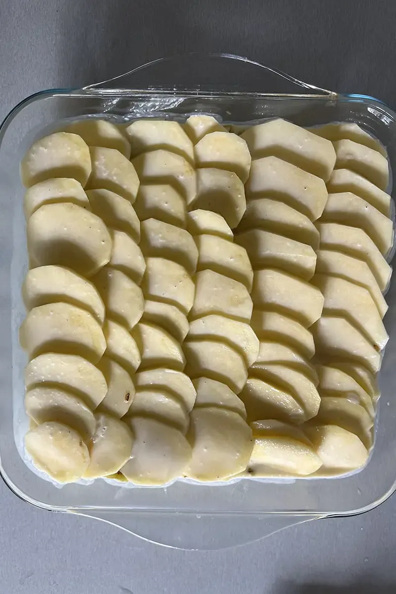 Making kohlrabi casserole - step 3