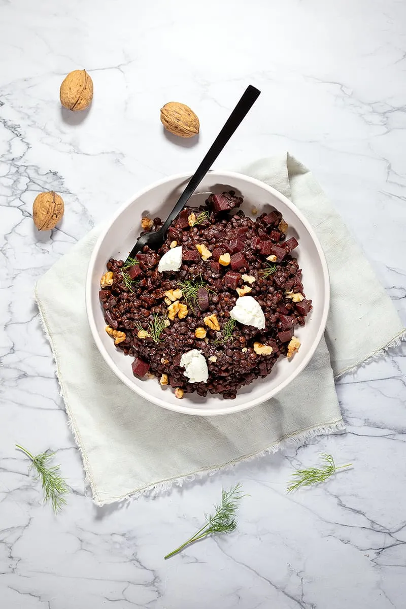 Lentils with beetroot and walnuts