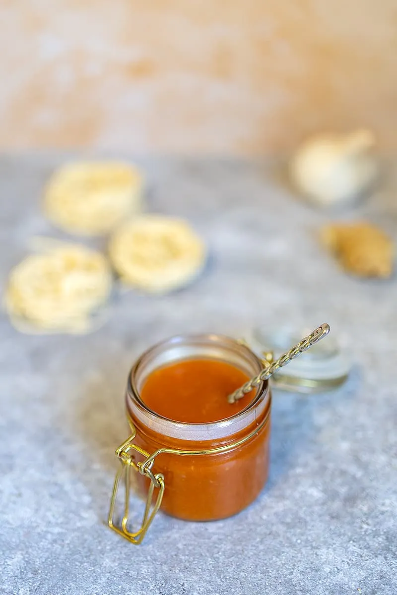 Sweet and sour stir-fry sauce