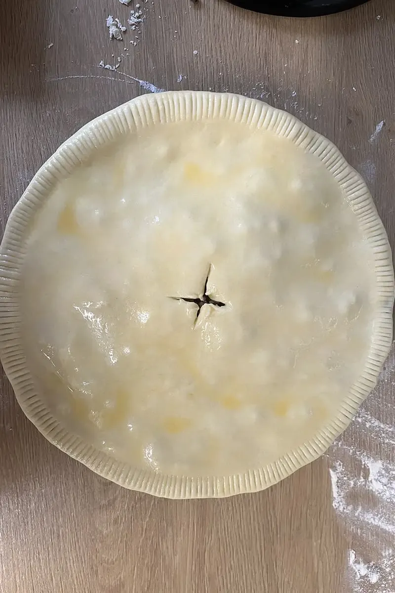Making a traditional British meat pie - step 3