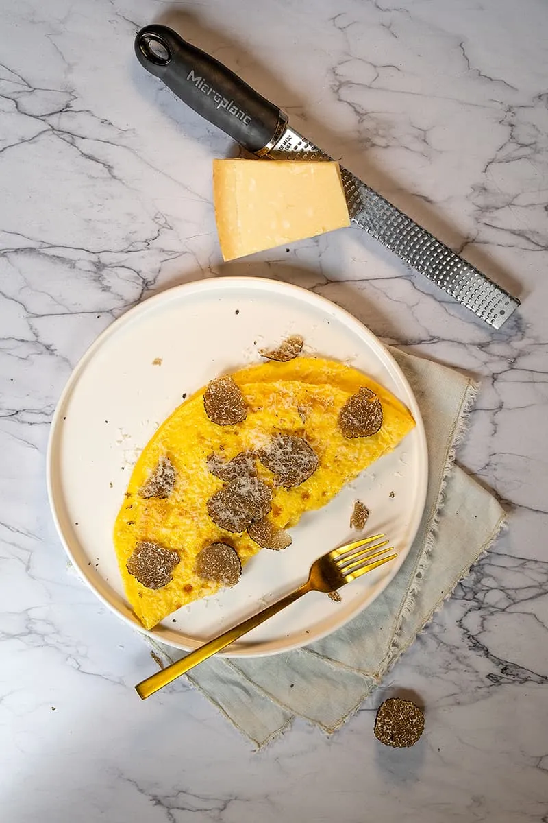 Truffle omelette