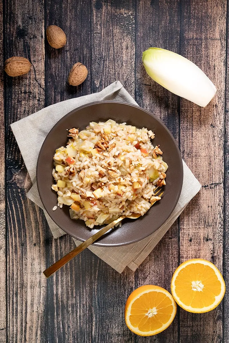 Apple and chicory risotto - flavorful vegetarian risotto
