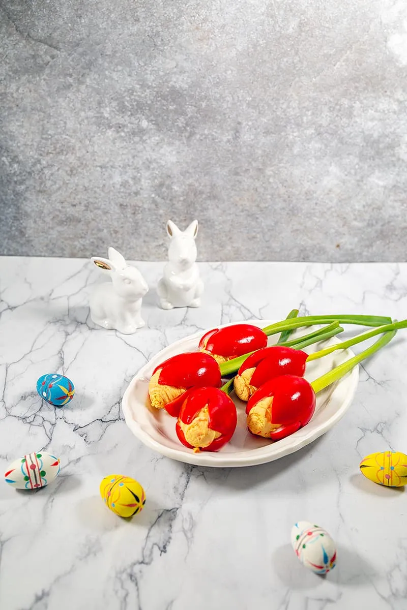 Deviled egg tulips – fun for Easter brunch