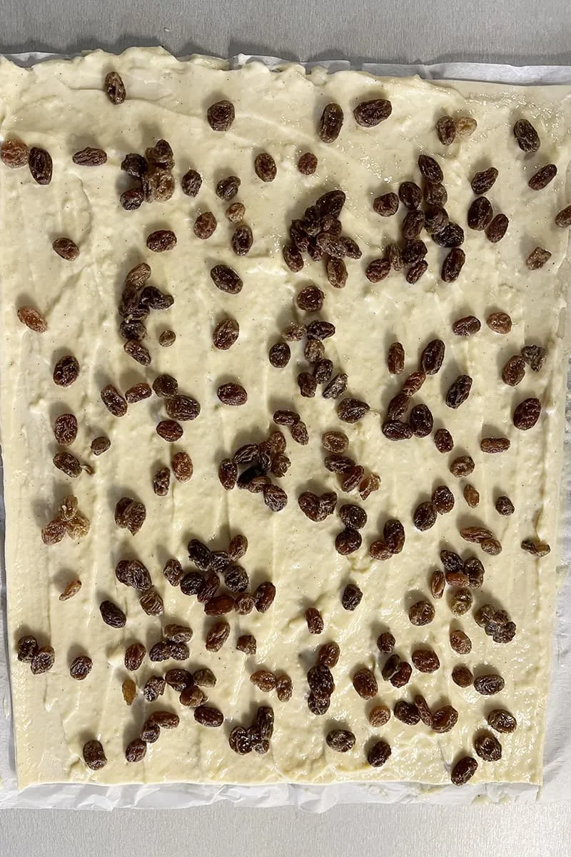 Dutch Koffiebroodjes preparation