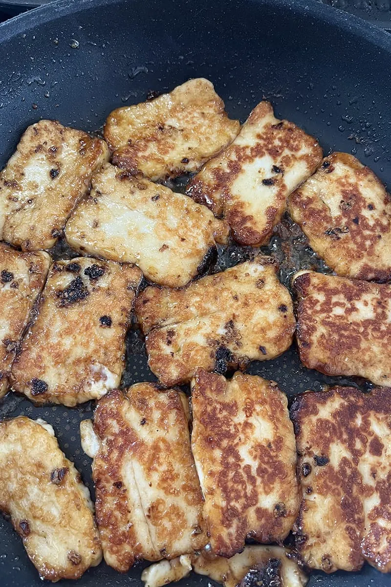 Grilled halloumi and vegetable wraps with chipotle sauce preparation