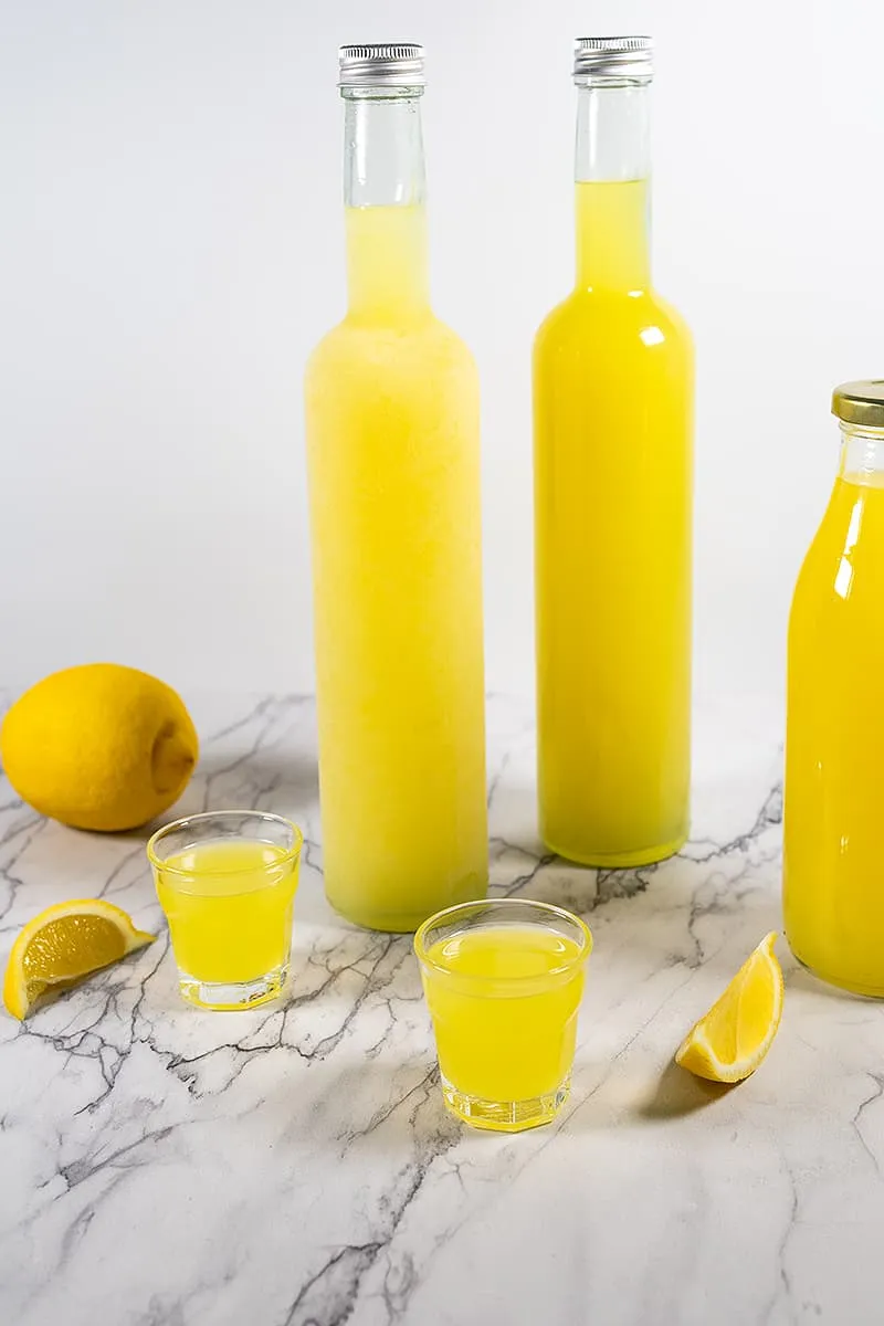 Make your own limoncello (original Italian recipe)