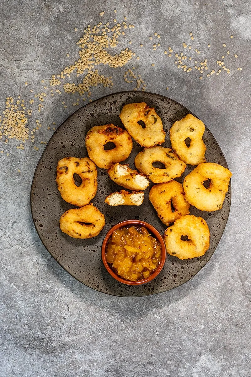 Medu vada (urad dal vada) - South Indian savory donuts