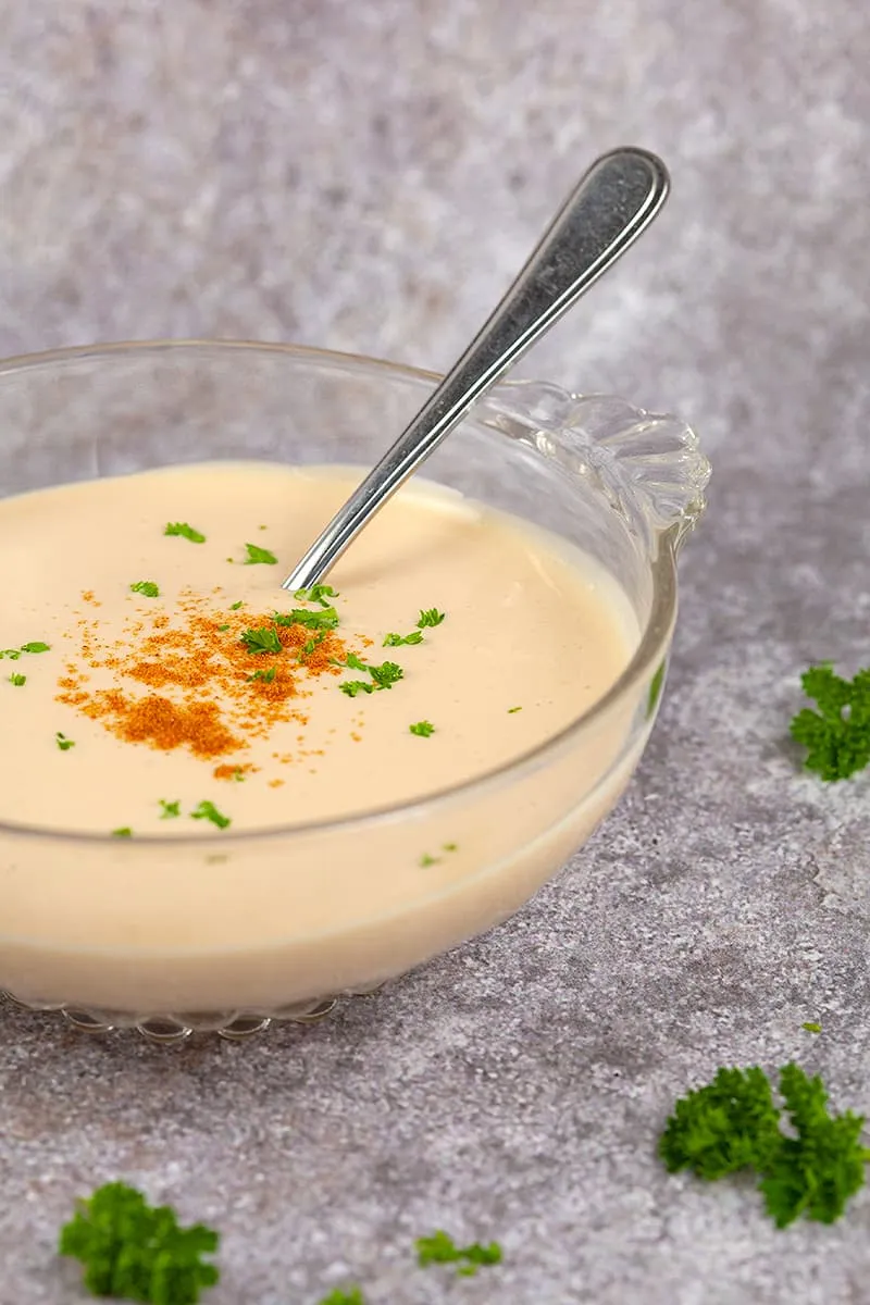 Prawn cocktail sauce with whisky