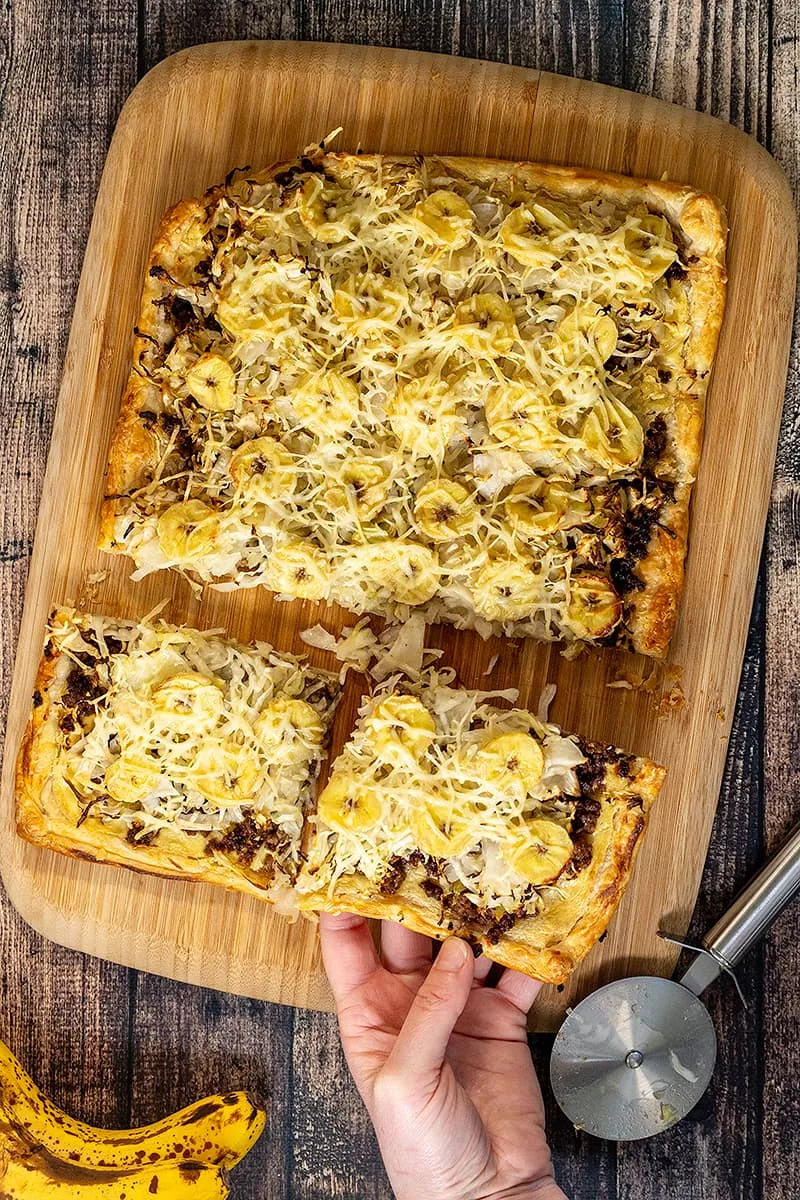 Sheet pan pie with sauerkraut and minced meat - a savory pie
