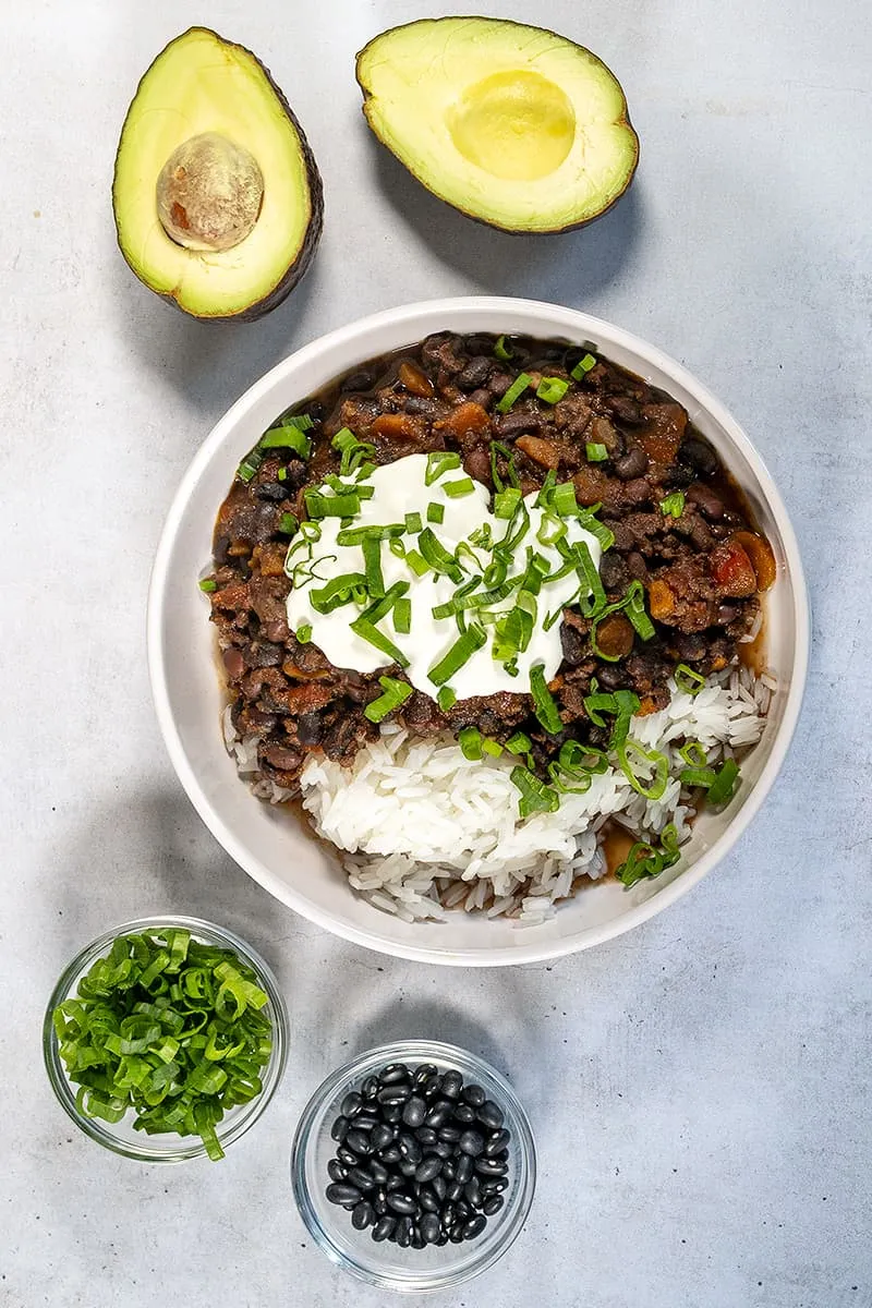 Slow cooker black bean stew - deliciously spicy