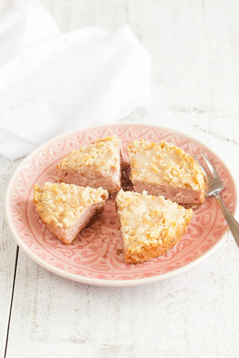 Mini raspberry and banana shortcake