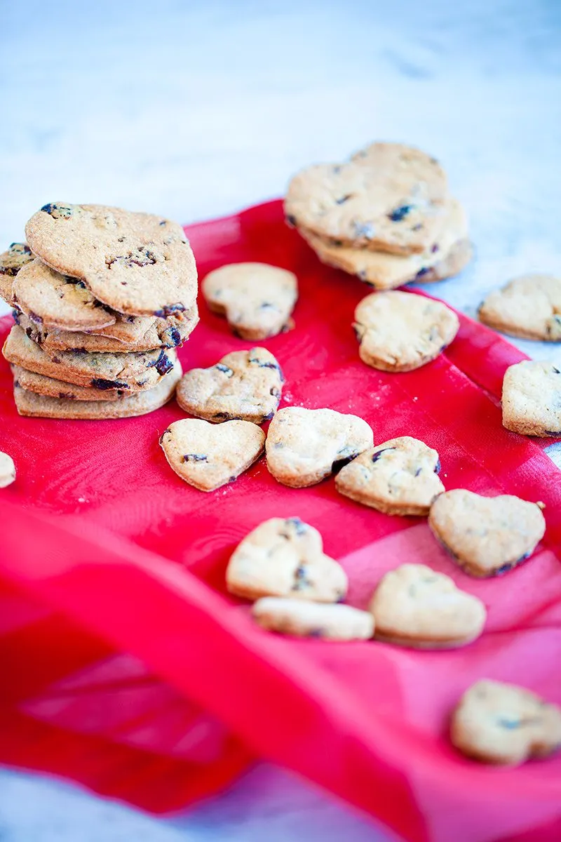Cranberry cookie hearts