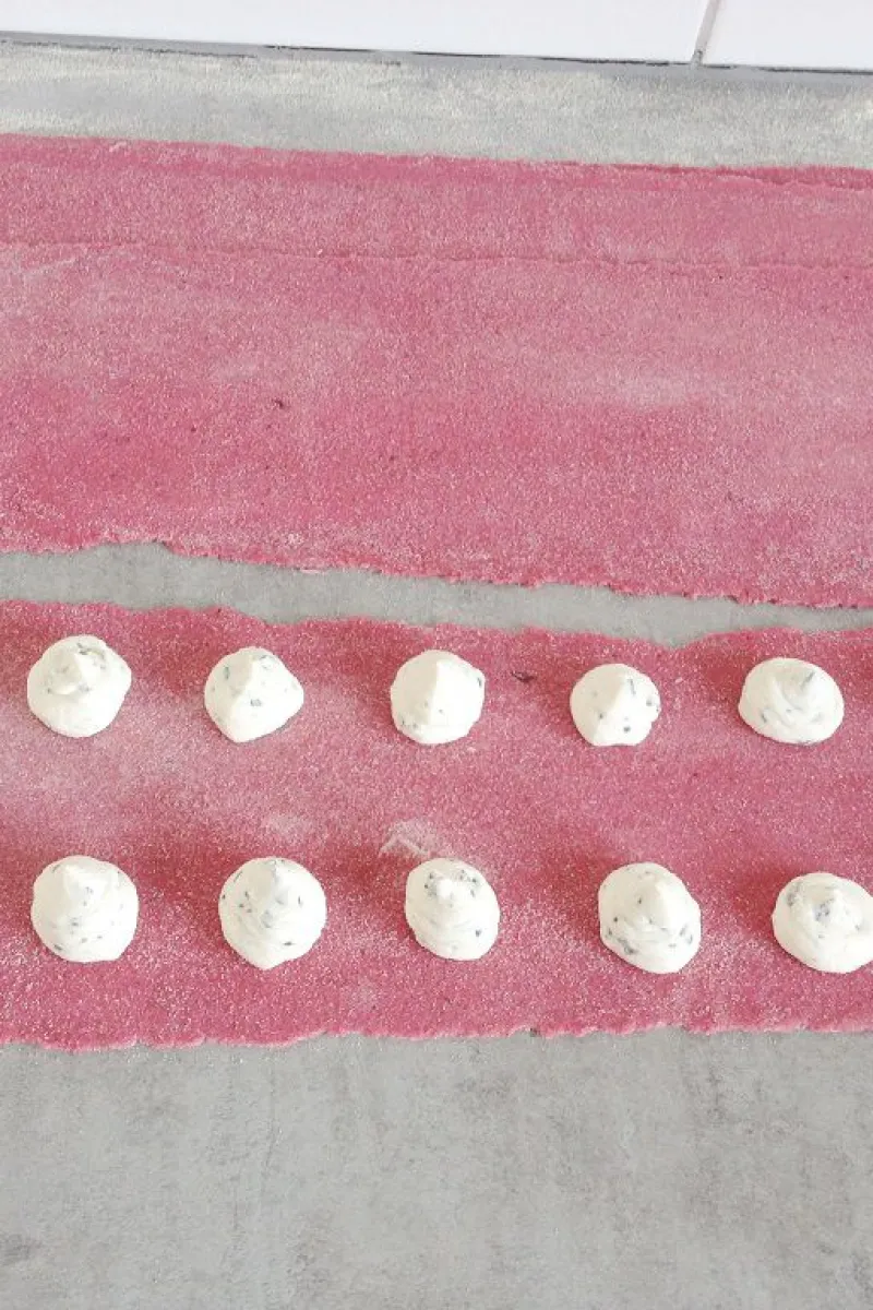 How to make ravioli (step 2)