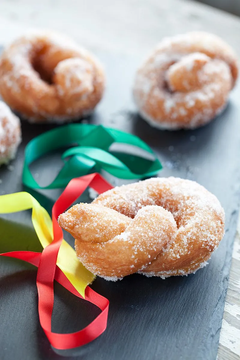 Nonnevotten (Dutch sweet pastries)