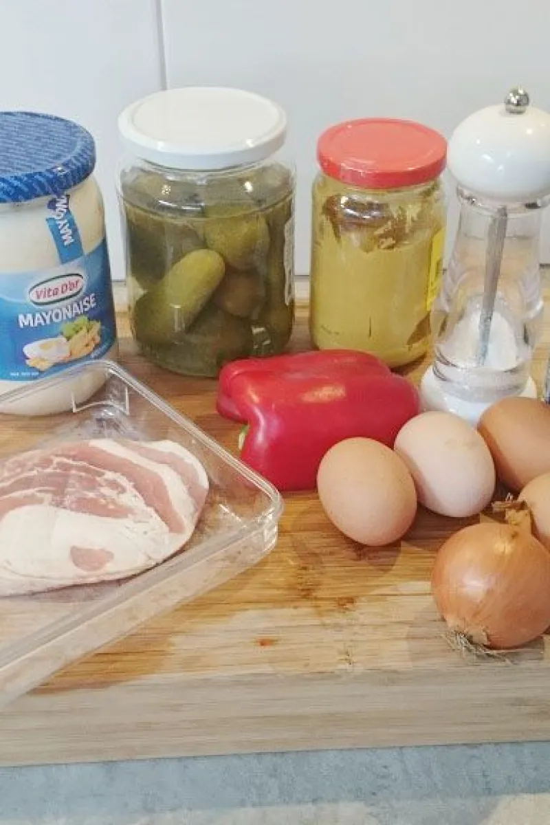 Bacon deviled eggs ingredients