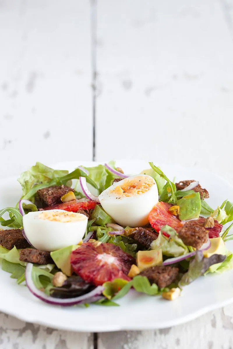 Avocado and blood orange salad