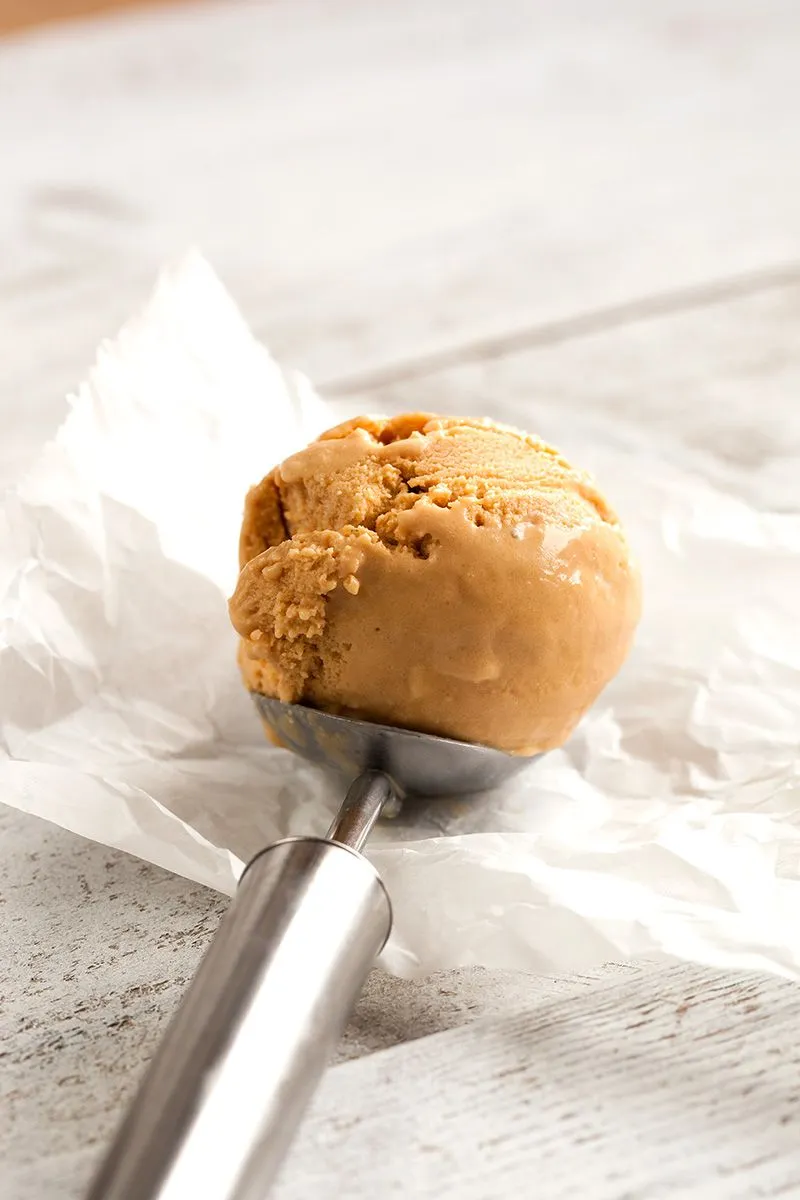 Caramel ice cream