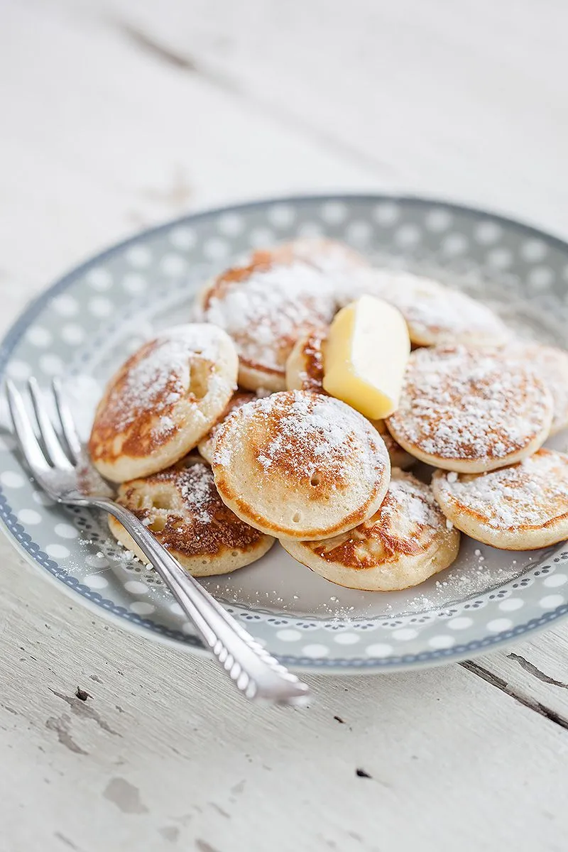 Dutch mini pancakes (poffertjes)