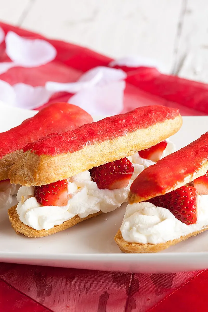Strawberry-eclairs-2