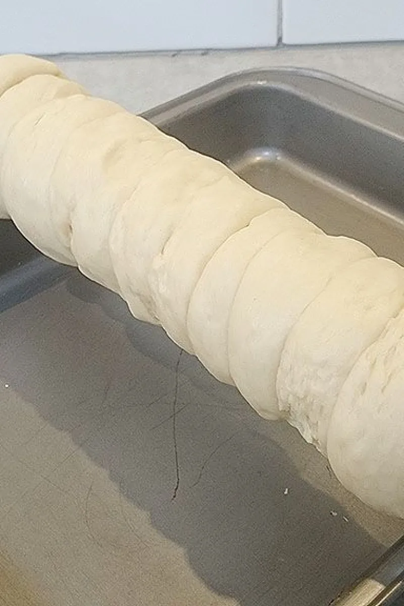 Chimney cake holder 3