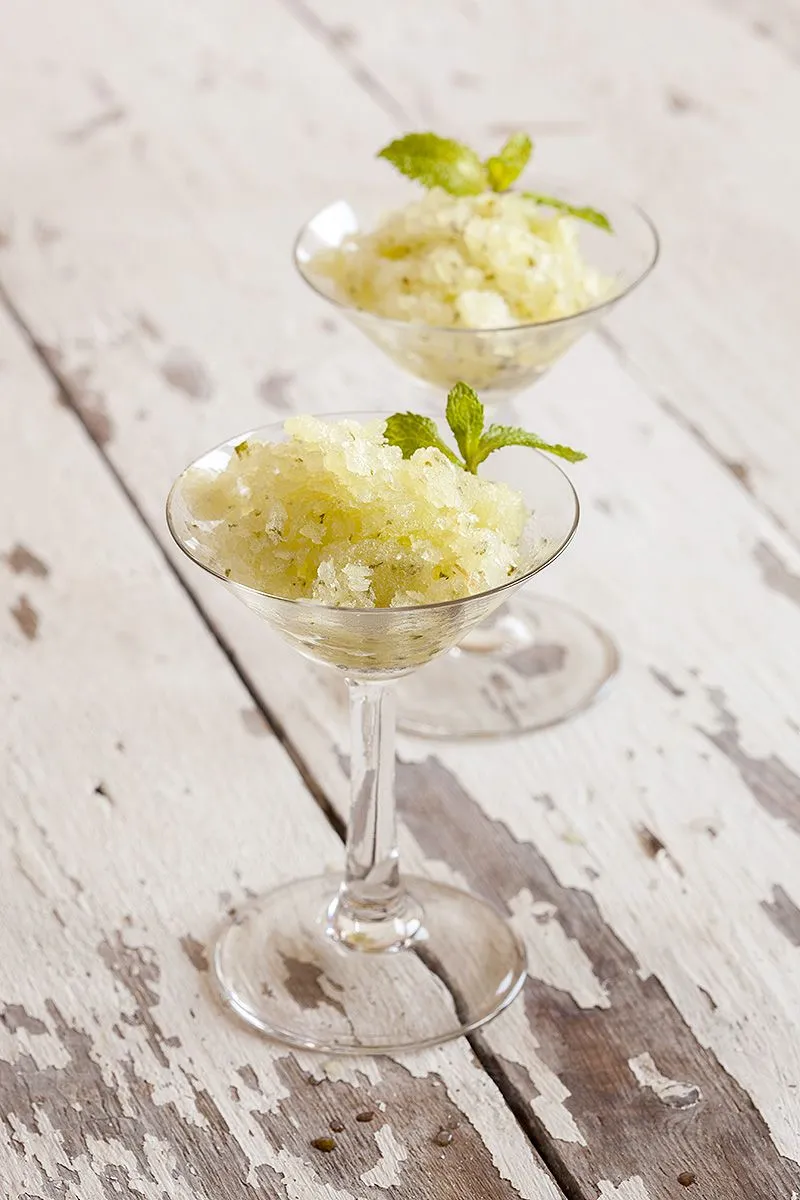 Sugar-free minty melon granita