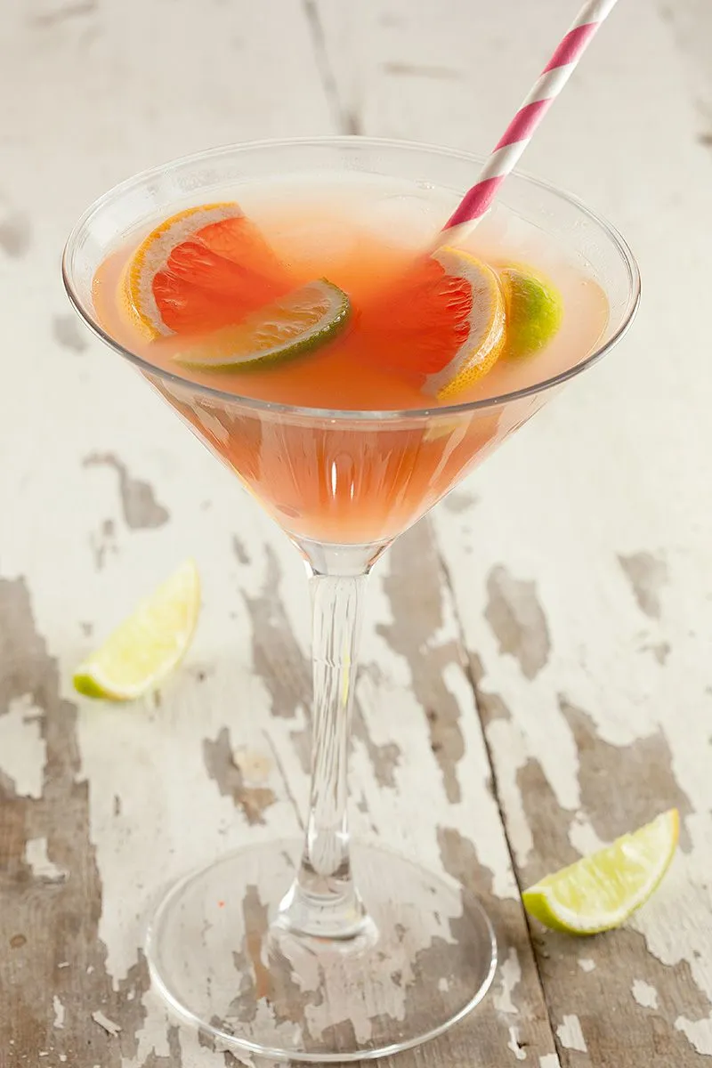 Spicy grapefruit cocktail