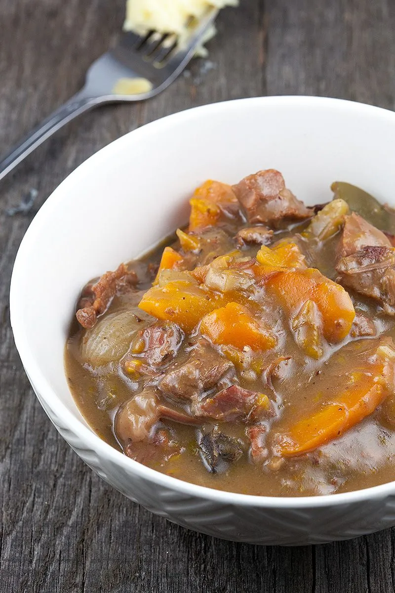 Slow cooker beef stew