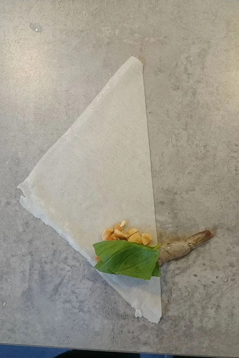 How to fold a firecracker shrimp