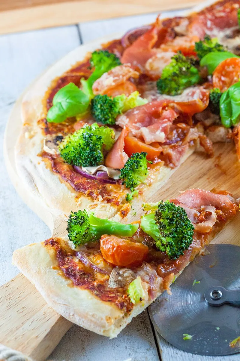 Serrano ham broccoli and basil pizza