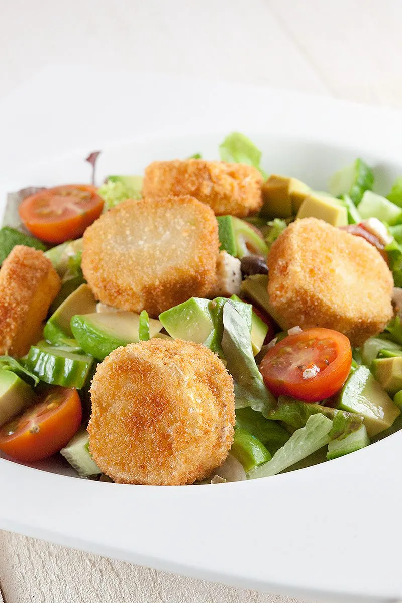 Fried goat cheese salad