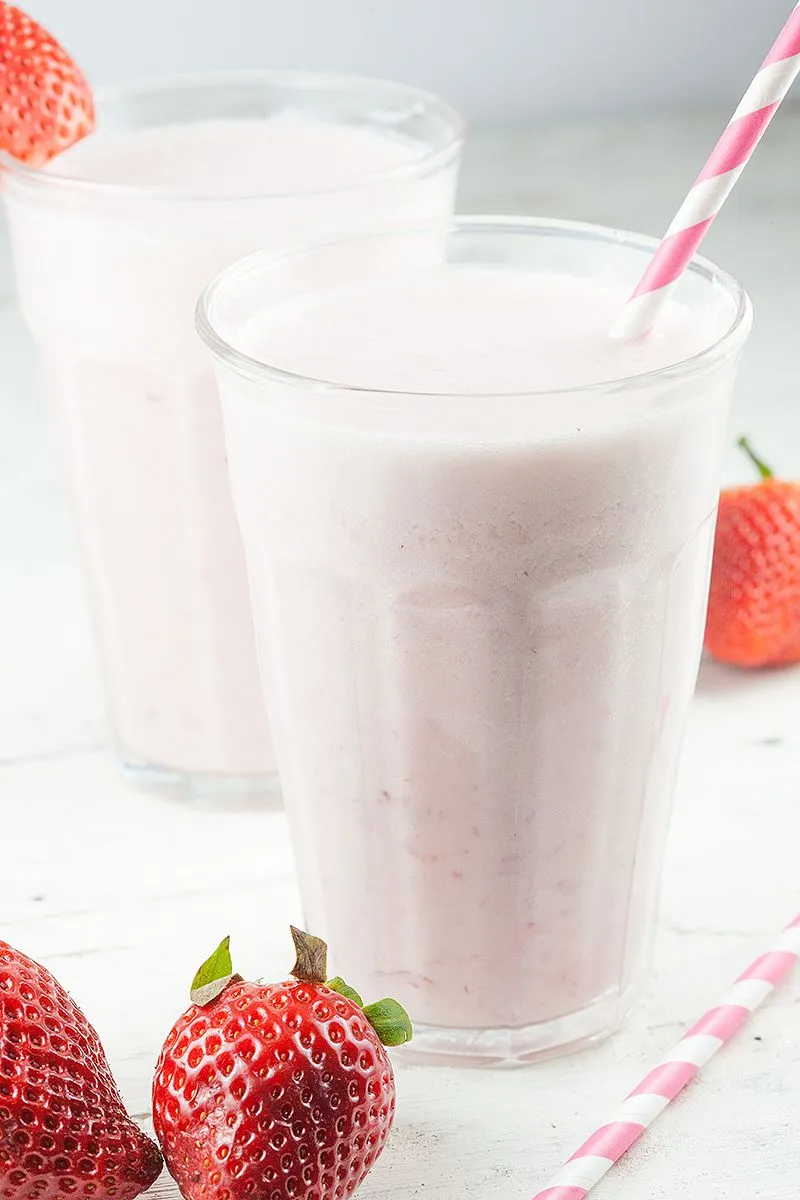 Simple strawberry smoothie